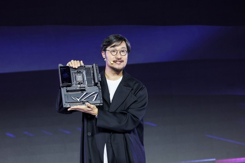 三剑客齐发，华硕主板新品惊艳ROG DAY 2025