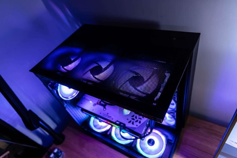 全塔海景房机箱，空间巨大模块布局，安钛克C8开箱