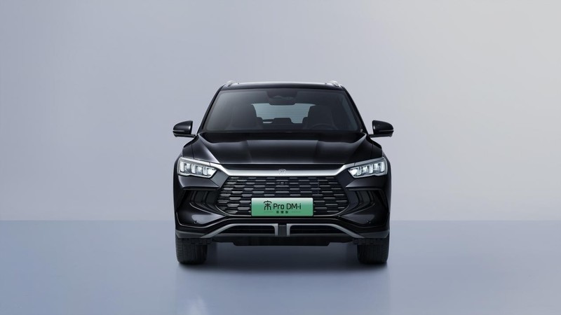 入门即高配！宋Pro DM-i荣耀版10.98万起，燃油车要慌了