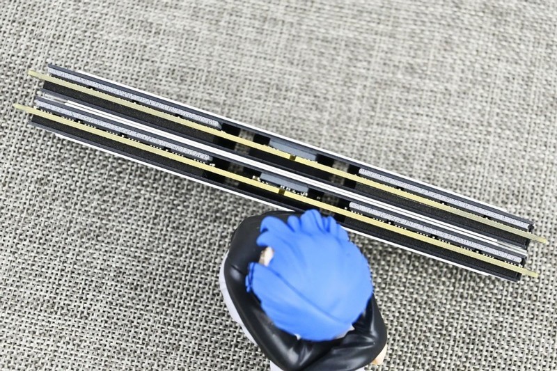 金士顿叛逆者DDR5 6400 48G内存套装开箱试玩：超频体质优秀+大容量