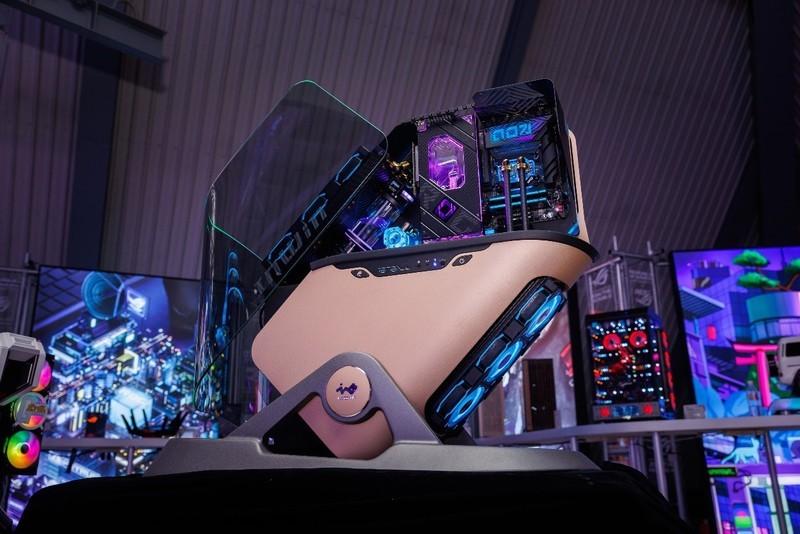 科技与美学的盛宴，ROG DAY 2025华硕主板秀出次世代战力