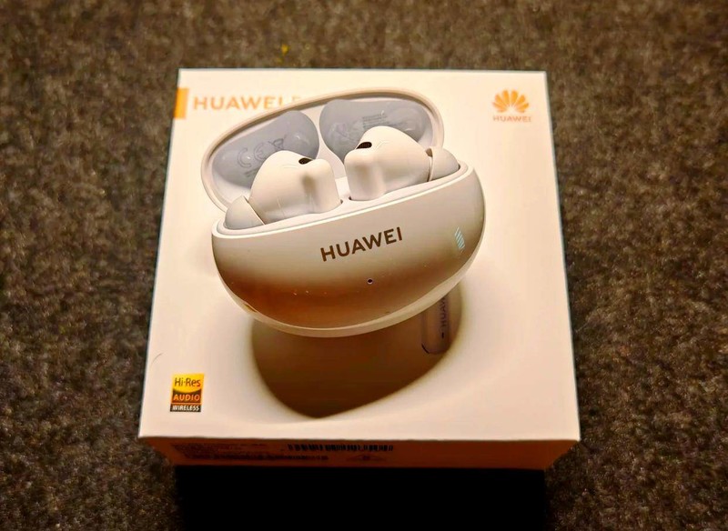 蓝牙耳机哪个品牌质量最好最耐用？蓝牙耳机排行榜前十名分享！