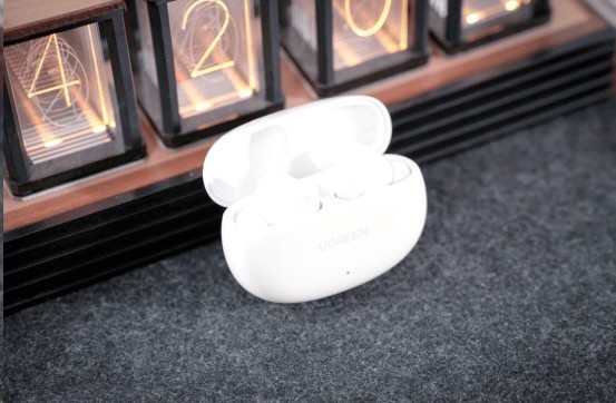 蓝牙耳机哪个品牌质量最好最耐用？蓝牙耳机排行榜前十名分享！