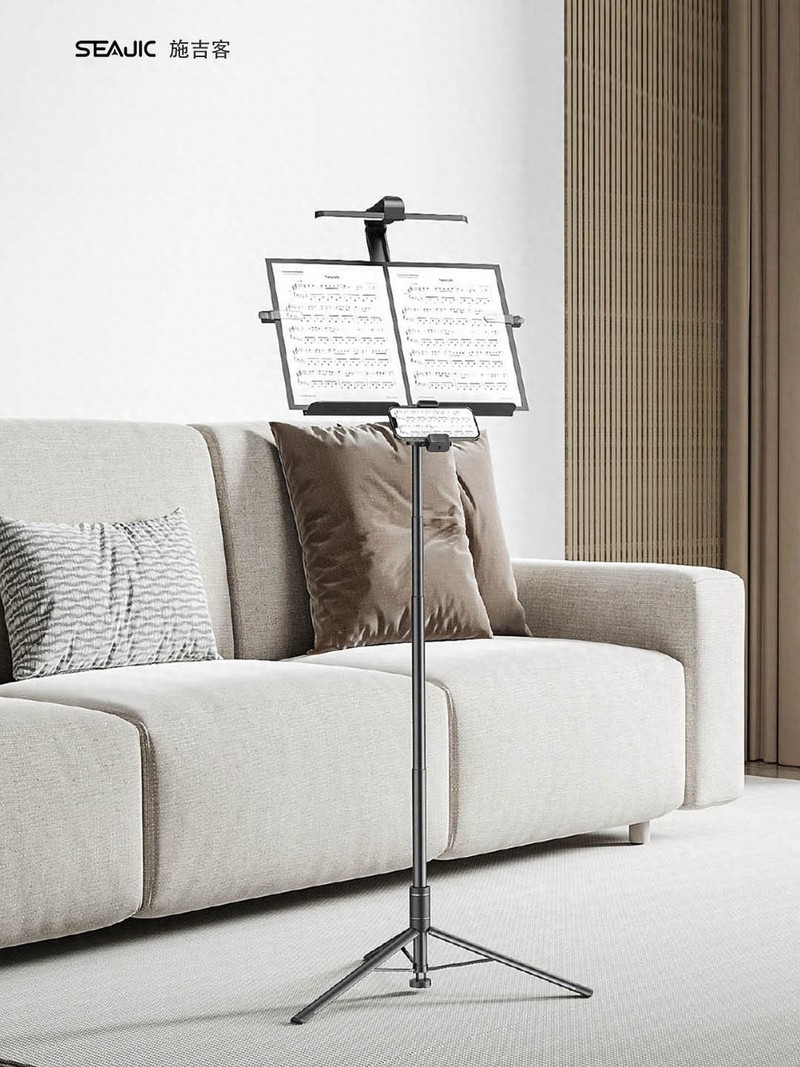 中秋赏月时刻，伴着悠扬的乐曲不负月色的美~