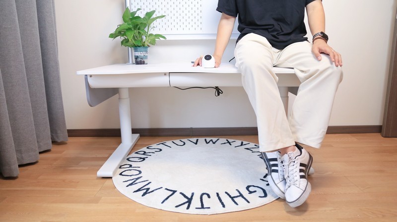 陪伴孩子健康成长 酷可立智能电动升降学习桌