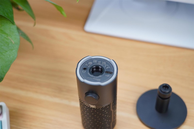 生产力工具，收音利器，JBL Quantum Stream电容麦克风堪比专业级！