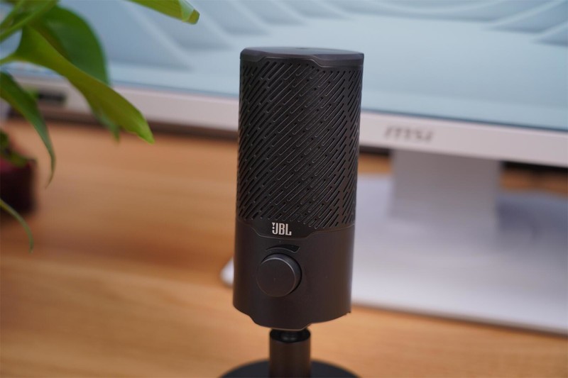 生产力工具，收音利器，JBL Quantum Stream电容麦克风堪比专业级！