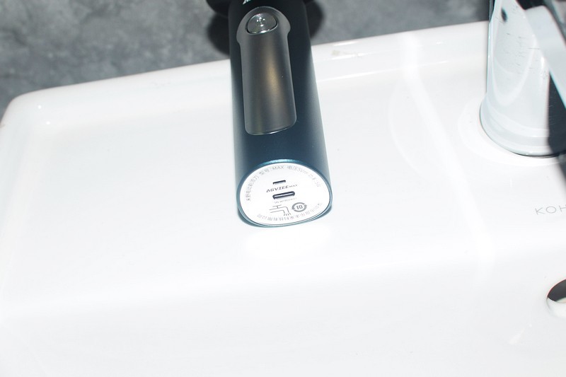 千元级发烧性能+净剃黑科技，打造0残留剃须体验，未野MAX剃须刀