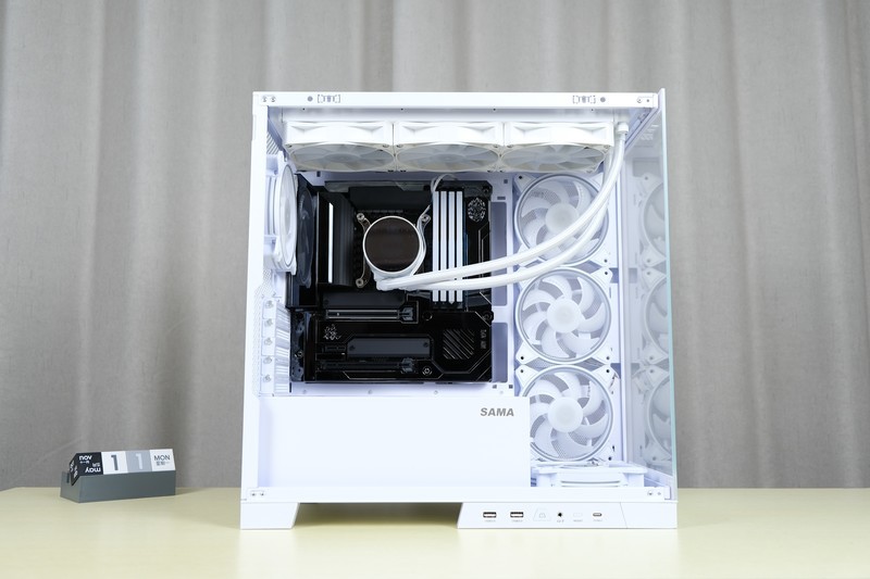 海景房天花板？展示硬件的绝佳橱窗：先马 新镜界 270°全透白色海景房机箱 上机体验