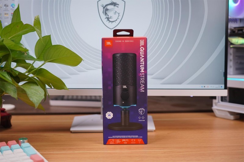 生产力工具，收音利器，JBL Quantum Stream电容麦克风堪比专业级！