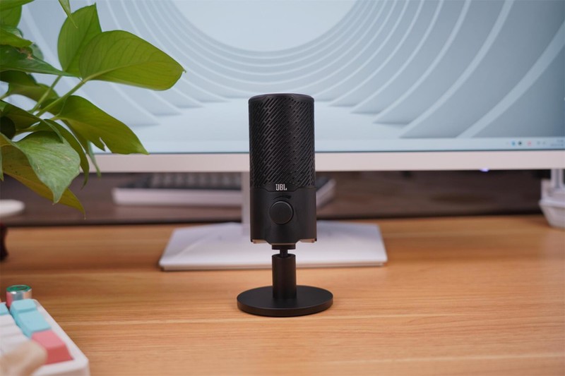 生产力工具，收音利器，JBL Quantum Stream电容麦克风堪比专业级！