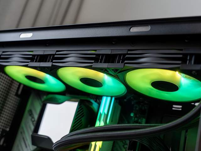 毕业级FPS小钢炮，泰坦军团P25M2S显示器晒单