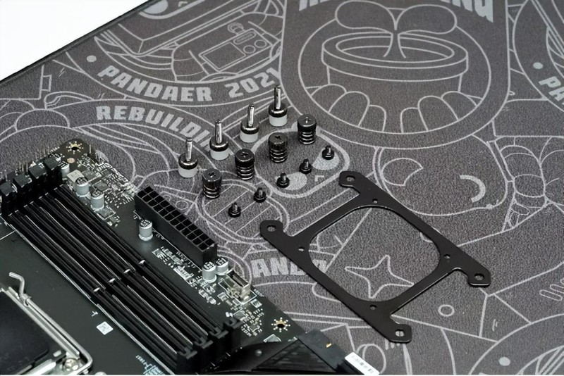 遇事不决迫击炮，价格卷到没朋友，微星迫击炮 M360 水冷散热器评测