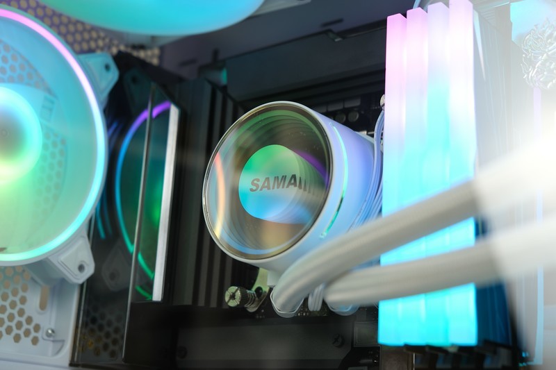 海景房天花板？展示硬件的绝佳橱窗：先马 新镜界 270°全透白色海景房机箱 上机体验