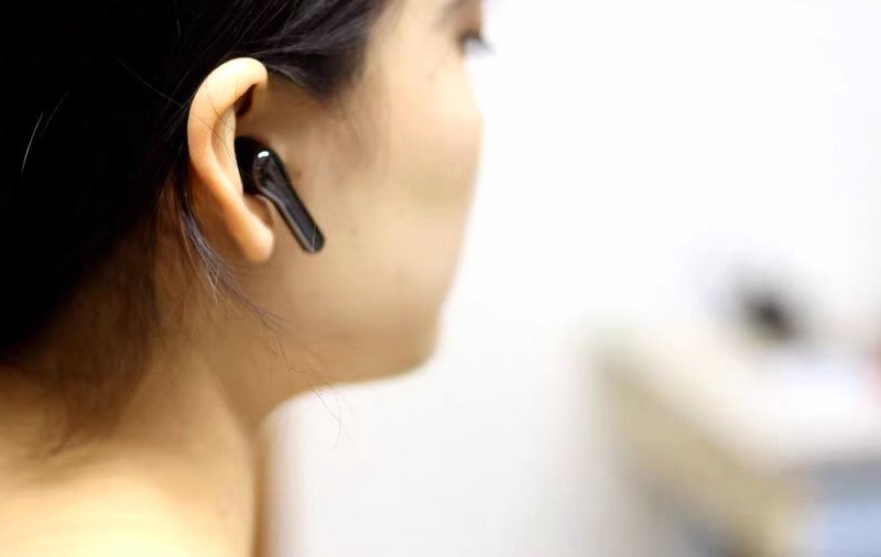 趣倍FlyBuds C2耳机：音质王者，时尚新潮，完美融合运动与社交