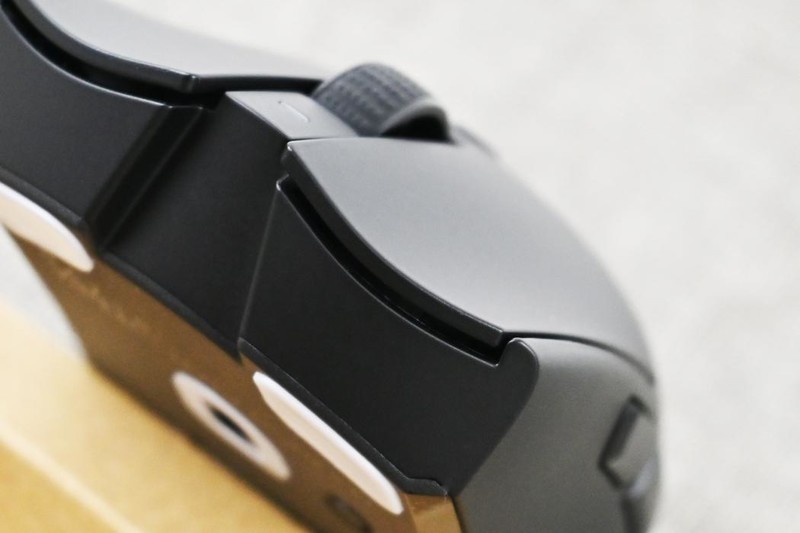 雷蛇毒蝰V3极速版游戏鼠标开箱试玩：优秀手感+280小时续航