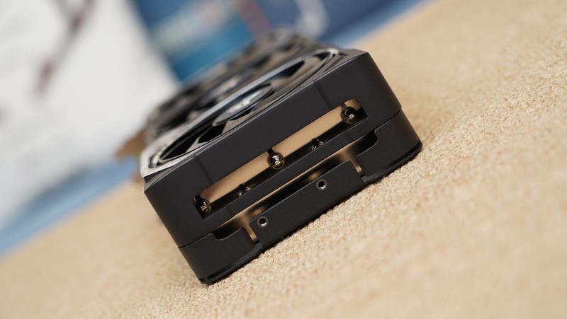 卡你“钛”美？影驰RTX 5070Ti金属大师首发评测&装机分享