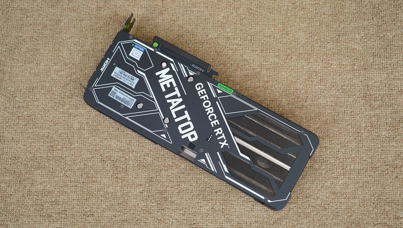 卡你“钛”美？影驰RTX 5070Ti金属大师首发评测&装机分享