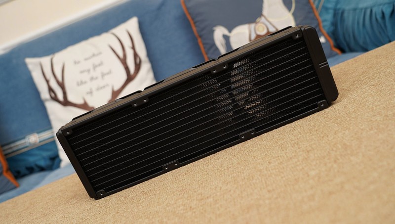 卡你“钛”美？影驰RTX 5070Ti金属大师首发评测&装机分享