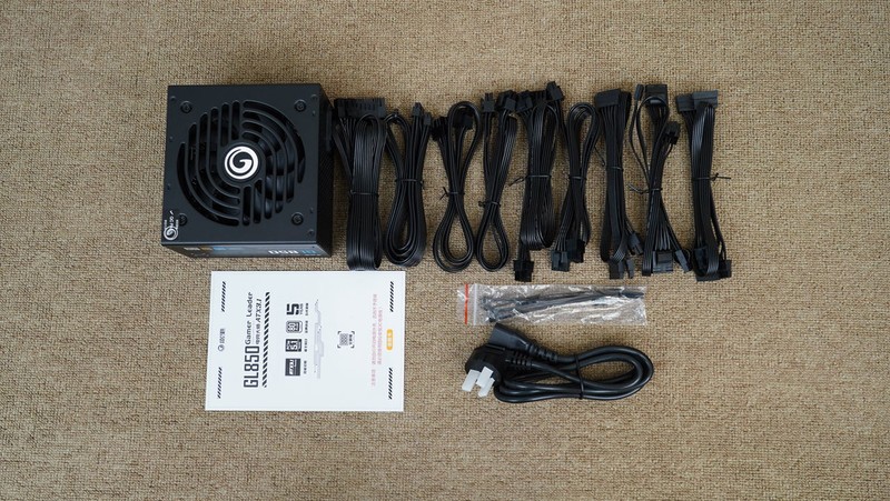 卡你“钛”美？影驰RTX 5070Ti金属大师首发评测&装机分享