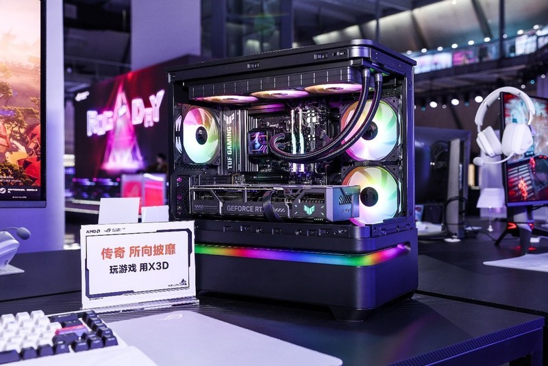 ROG DAY 2025华硕主板首演次世代硬件矩阵