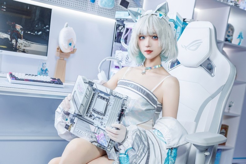 ROG DAY 2025华硕主板首演次世代硬件矩阵