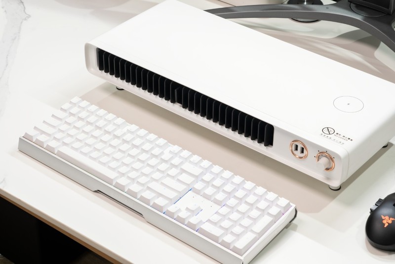 冬天玩电脑手冷？不妨试试这几个神器