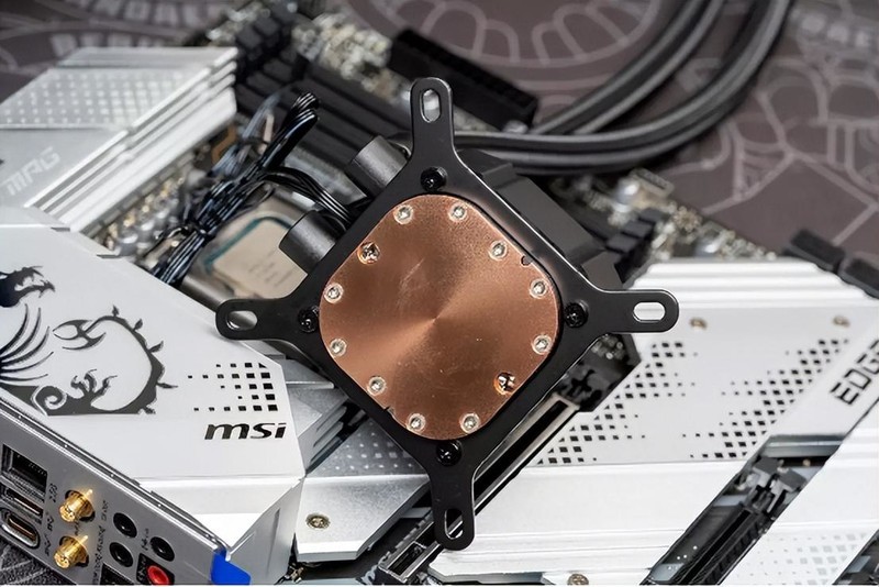 遇事不决迫击炮，价格卷到没朋友，微星迫击炮 M360 水冷散热器评测