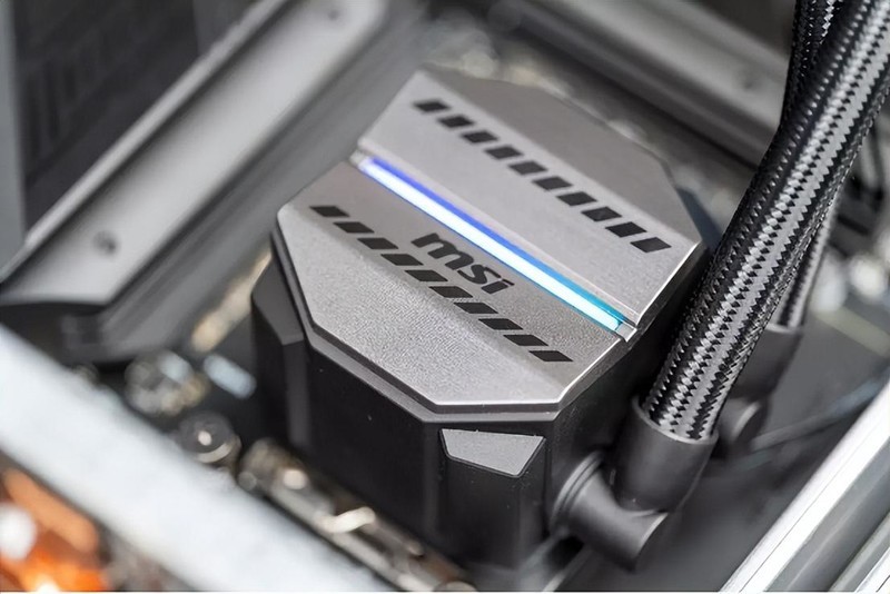 遇事不决迫击炮，价格卷到没朋友，微星迫击炮 M360 水冷散热器评测