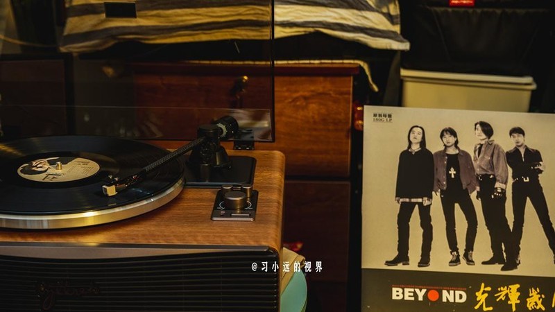 生活里的仪式感，Syitren/赛塔林PARON II黑胶唱片机体验