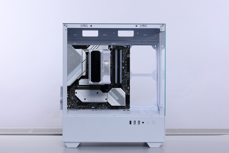 性能与上代持平，但解锁SA电压！i5-14400搭配B760刀锋钛测评分享