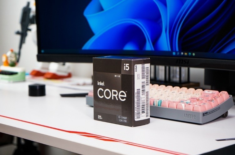 性能炸裂、通杀千元市场？国内特供版intel酷睿i5-12490F上手体验