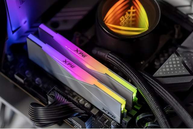 12代酷睿装机不过时，DDR4内存还能再战几年，性价比越来越高