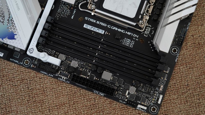 新一代千元级甜点主板？ROG STRIX B760-G小吹雪评测及装机体验