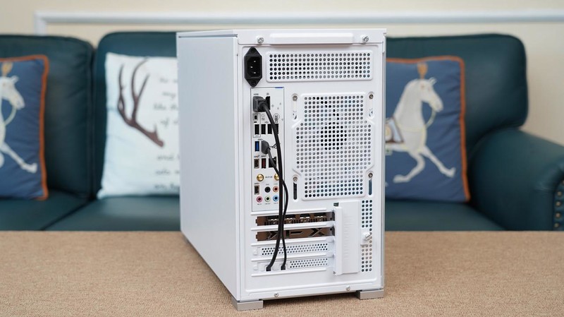 新一代千元级甜点主板？ROG STRIX B760-G小吹雪评测及装机体验