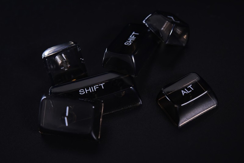 【拆解评测】贯彻软弹手感的达尔优A81弹力臂gasket结构机械键盘