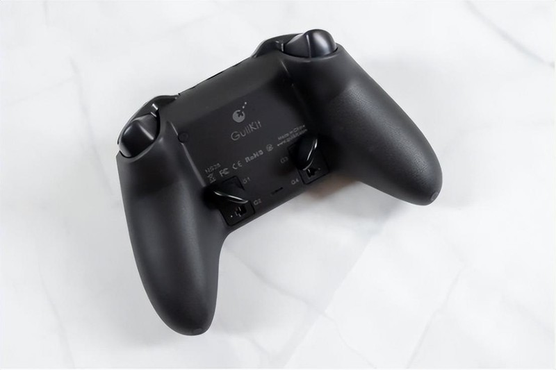 全面进化！震感配置再升级，谷粒金刚3 Pro游戏手柄