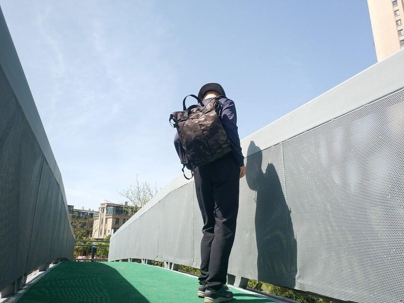 探索无界，重塑出行装备典范：MAXGEAR 打击者托特两用背包