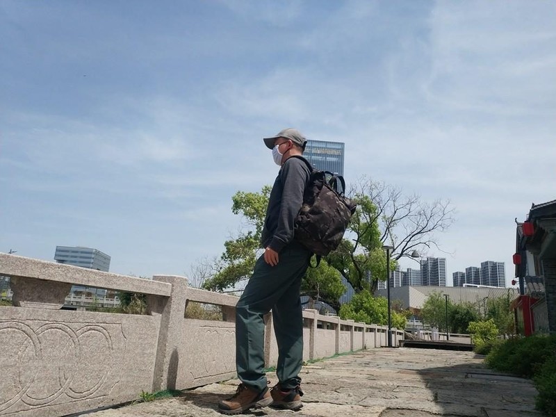 探索无界，重塑出行装备典范：MAXGEAR 打击者托特两用背包