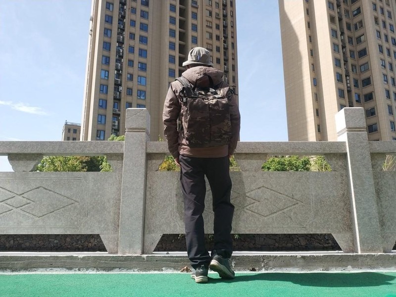 探索无界，重塑出行装备典范：MAXGEAR 打击者托特两用背包