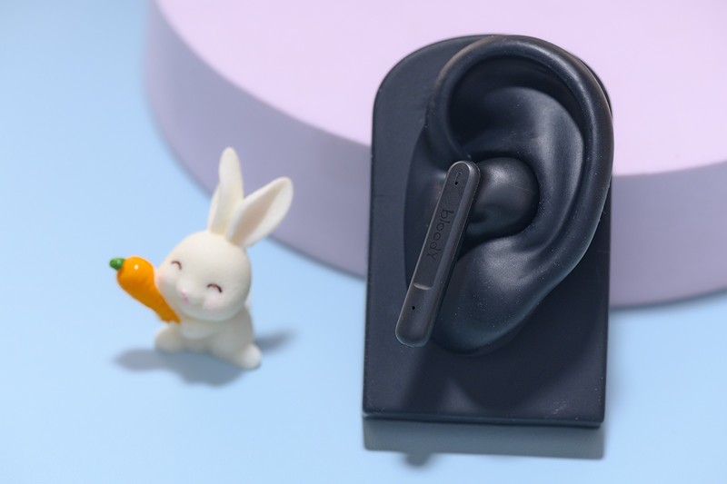 失眠者福音，侧卧不压耳，蛇圣小悠既能听歌减压又能助眠