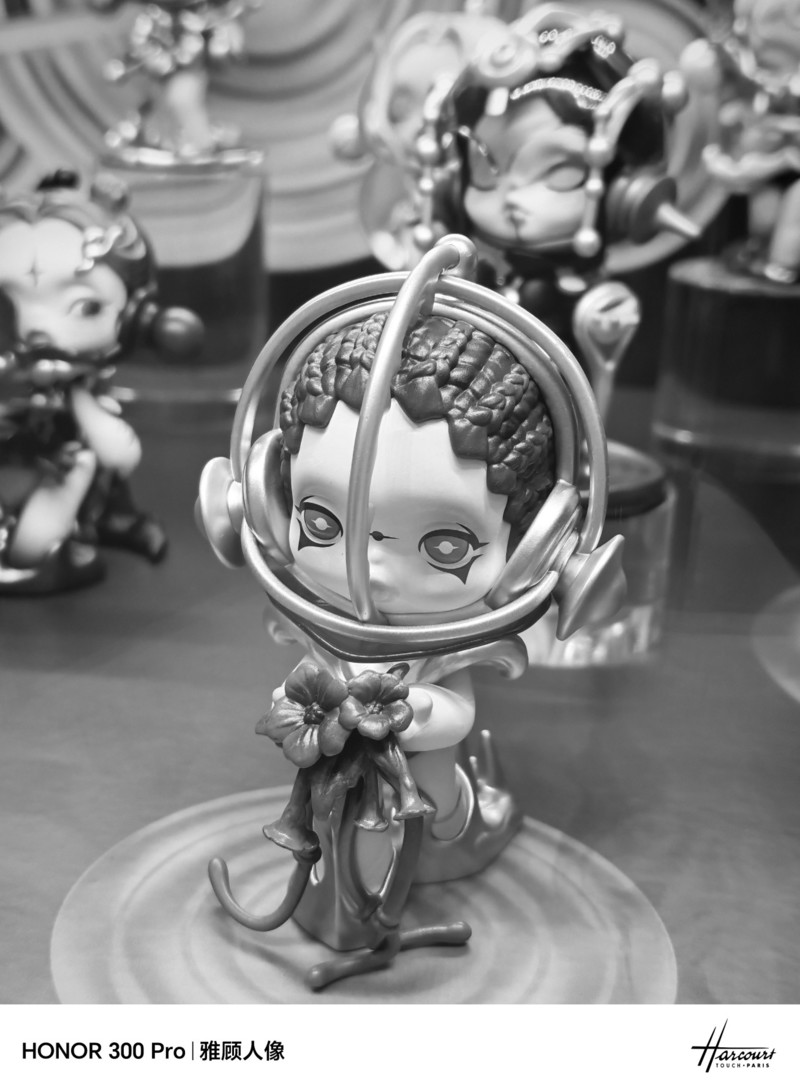 真水桶机？悬浮微曲屏+骁龙8Gen3加持，荣耀300Pro上手半个月体验