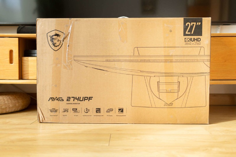 被称为枪神的4K电竞显示器真的很强，微星MAG 274UPF开箱