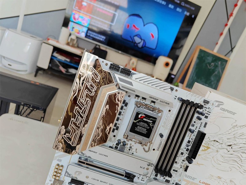 传承龙魂，七彩虹iGame Z790甲辰智龙限定主板引领潮流新篇章