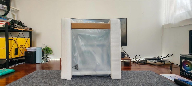 玩桌搭怎能少得了海景房，TT钢影机箱，酷到没朋友