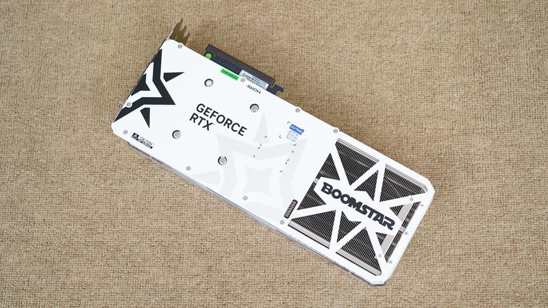 2024年最后一装，9800X3D+4080S打造的高端海景房游戏主机分享