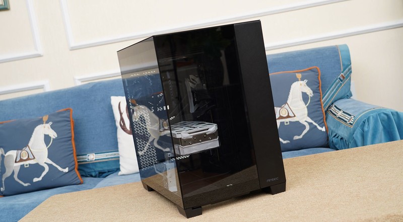 2024年最后一装，9800X3D+4080S打造的高端海景房游戏主机分享