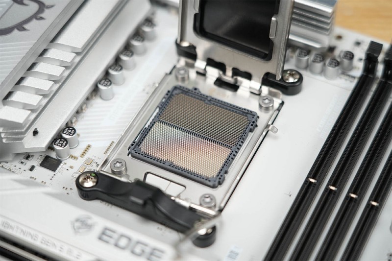 刀锋钛出击，微星MPG B850 EDGE TI WIFI让AMD 9000系走进千家万户！