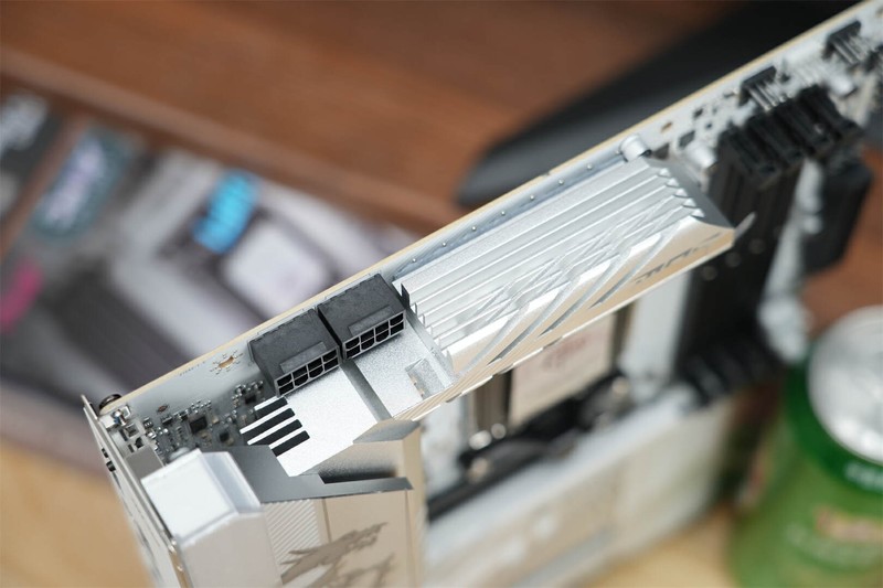 刀锋钛出击，微星MPG B850 EDGE TI WIFI让AMD 9000系走进千家万户！