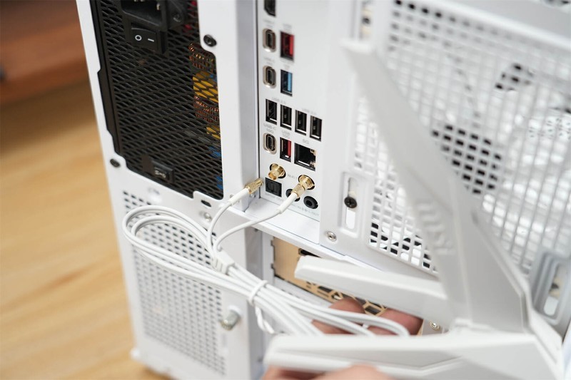 刀锋钛出击，微星MPG B850 EDGE TI WIFI让AMD 9000系走进千家万户！